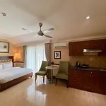 Central Hotel & Residences Swimming Pool