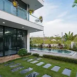 Flamingos Dai Lai Resort - Villa Tu Nhan Co Bbq