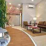 Pham Van Sakura Hotel