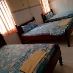 Khach San Nha Nghi Thanh Xuan - Co Xuat Hoa Don Va Cho Thue Xe May