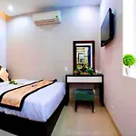 Hanoi Blue Hotel - The Water Front