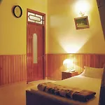 Hai Huong Hotel
