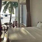 Ts Beach House