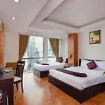 Carina Hotel