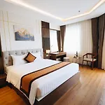 Manh Quan Luxury Hotel