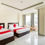Oyo 176 374 Hotel