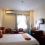 Golden Star Hotel