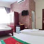 Red Hotel