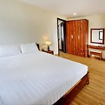 Harvey Hotel & Apartments
