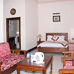 Con Ga Vang Resort