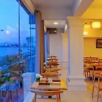 Iridescent Clouds Hotel Nha Trang -May Ngu Sac
