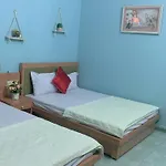 Nha Nghi 81