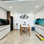 Highsea Goldcoast Superview Apartment