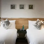 C Central Hotel- De Tham Bui Vien Walking Street