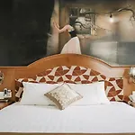 Khách sạn Ánh Sao Hạ Long