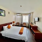 Golden Star Hotel