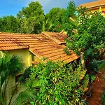 Sunny Bungalows