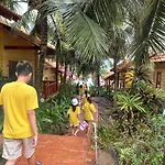 Sunny Bungalows