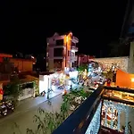 Maya Homestay