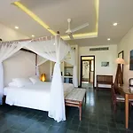 Cassia Cottage Resort And Spa