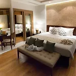 The Cliff Resort & Residences