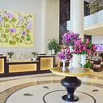 Holiday Beach Hotel Danang