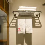 Maple Hotel & Apartment