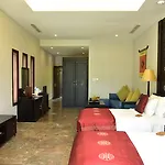 Lapochine Beach Resort
