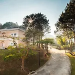 Dalat Edensee Lake Resort & Spa