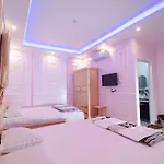 75 Motel