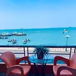 Lucys Hotel