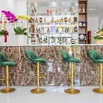 Le Phan Hotel