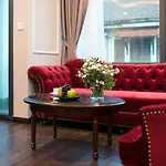 Flora Centre Hotel & Spa