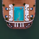 Mon Cheri Cruises