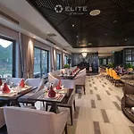 Elite Of The Seas