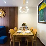 *Ha Long Homestay @ Sunrise Apartment - 2 Br