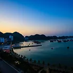 Cat Ba-Thao Minh New Star Hotel