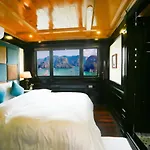 Cat Ba Ocean Cruise