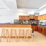 Premium Beach Condotel 3