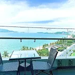 The Costa Central And Luxury 2 Bedrooms