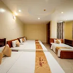 Amis Hotel