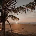 Khách sạn Tú Phương - Hải Tiến