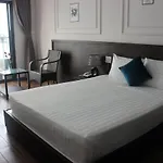 Khách sạn Marina Boutique