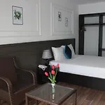 Khách sạn Marina Boutique