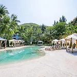 Casa Marina Resort