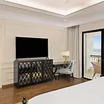 Melia Vinpearl Cua Hoi Beach Resort