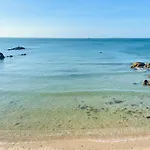 Mui Dinh Hotel