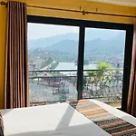 Happy Family Hotel