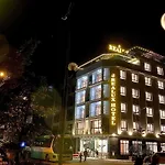 Realux Hotel