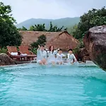 Long Hill Bai Xep Resort & Spa